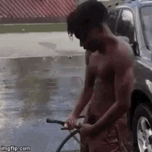 7986b7f69b1e4115951d2fc0c8d40ac5.gif